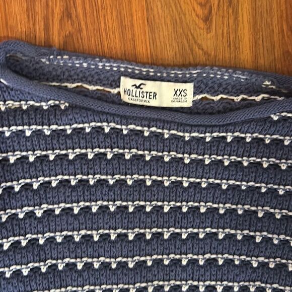 Hollister cropped oversized knit sweater size XXS - Picture 2 of 4